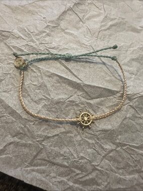 NWOT Pura Vida Nautical Rope bracelet with Gold Ship Wheel Charm